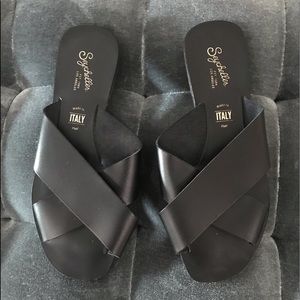 Seychelles Slip-on Sandals Black Leather